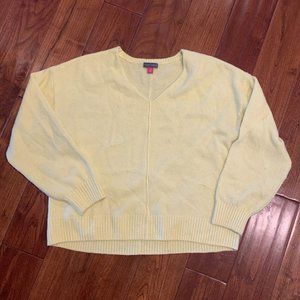 Vince Camuto V-Neck Sweater Size M Center Seam Yellow Pear Oversize Quiet Luxury